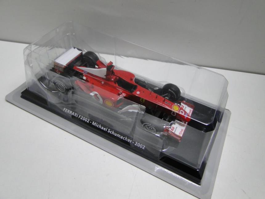 REPLICA DE COCHE A ESCALA 1/24 NUEVO