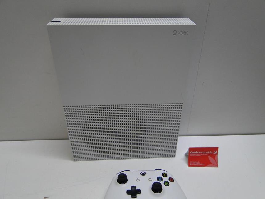 XBOX ONE S CON MANDO