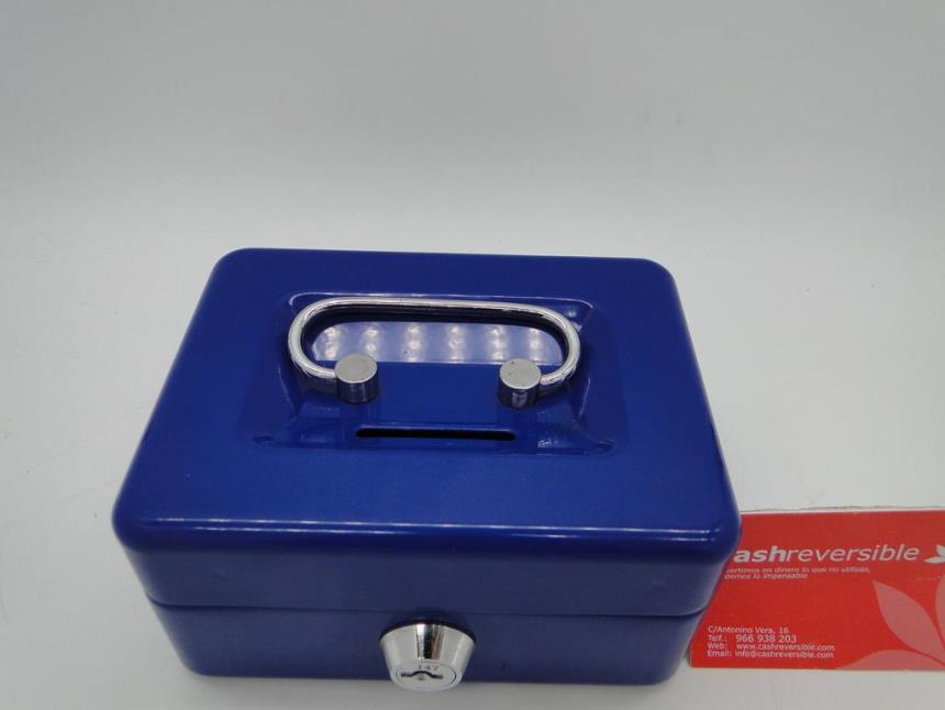 CAJA METALICA CON LLAVE