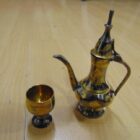 JUEGO DECORATIVO DE TE GRABADO Y PINTADO A MANO