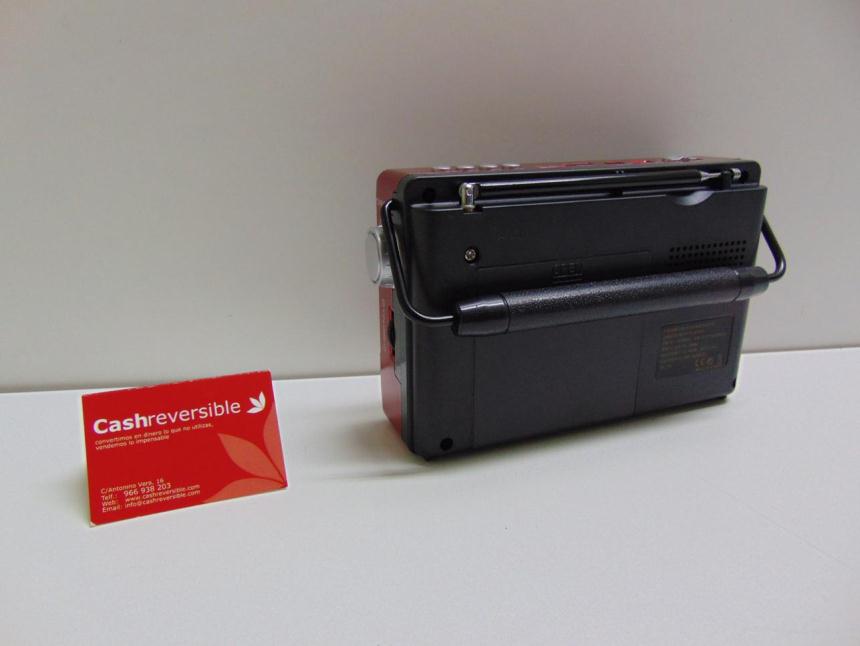 RADIO USB AUX CON BATERIA A ESTRENAR