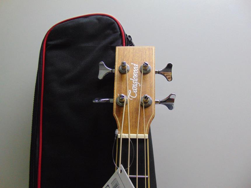 BAJO CON FUNDA SEMINUEVO