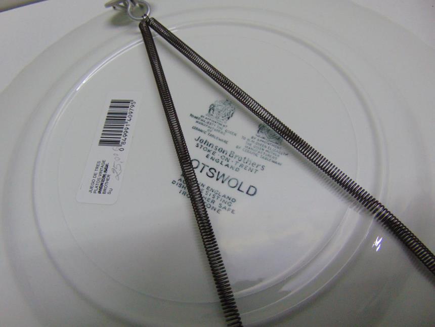 JUEGO DE TRES PLATOS VINTAGE