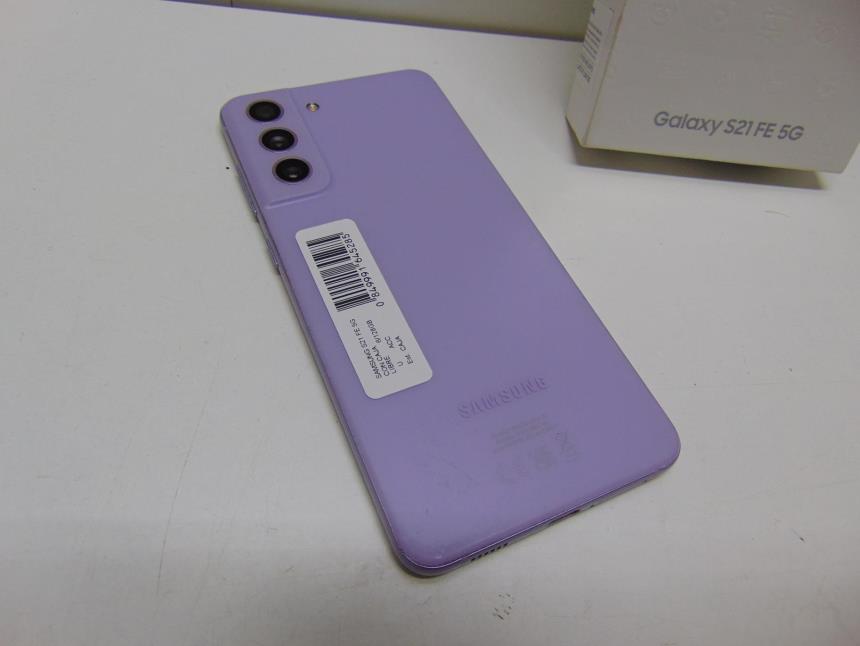 SAMSUNG S21 FE 5G CON CAJA **