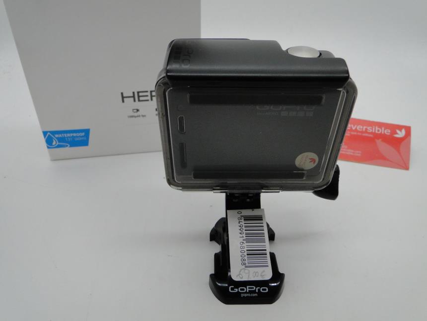 CAMARA DE VIDEO DEPORTIVA CON CAJA