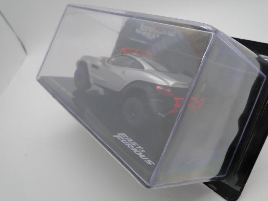 REPLICA DE COCHE A ESCALA 1/43 NUEVO