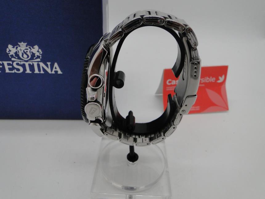 RELOJ CON CAJA SEMINUEVO