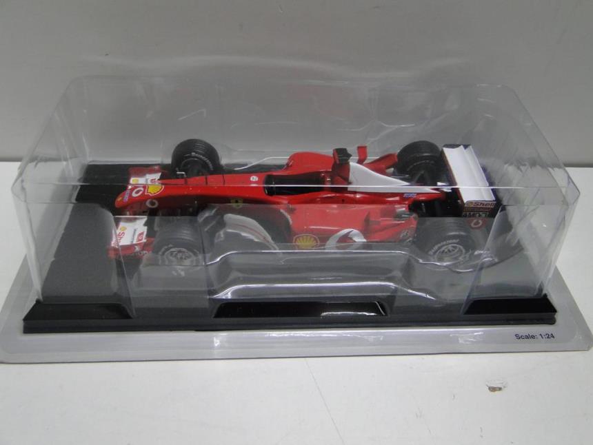 REPLICA DE COCHE A ESCALA 1/24 NUEVO