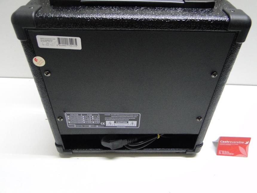 AMPLIFICADOR CON CAJA PERFECTO ESTADO