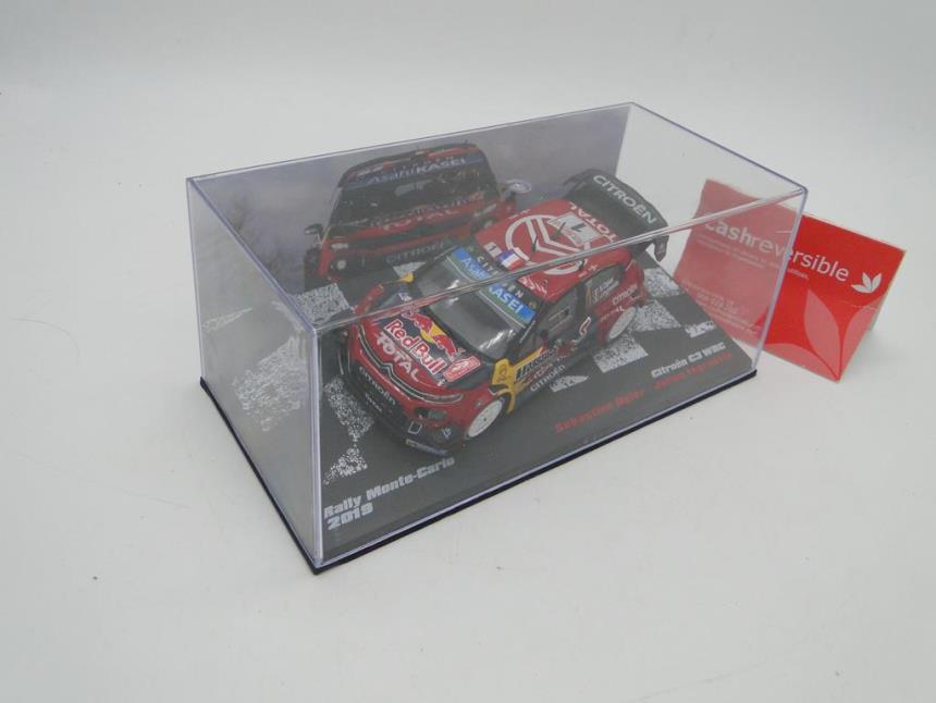 REPLICA DE COCHE A ESCALA