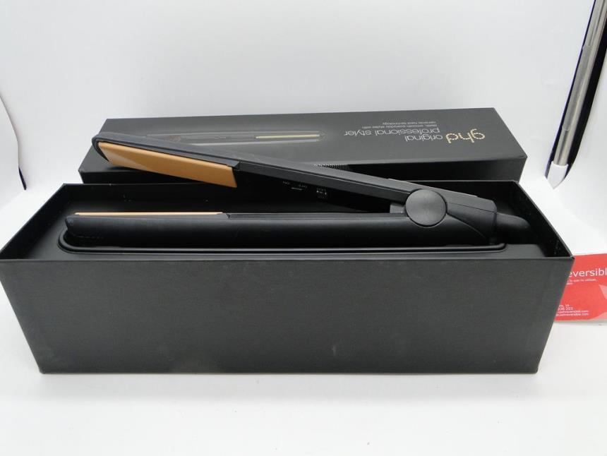 PLANCHA PARA EL PELO PROFESIONAL SEMINUEVA CON CAJA