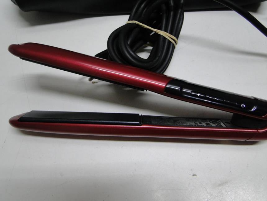 PLANCHA PARA EL PELO DIGITAL CON FUNDA