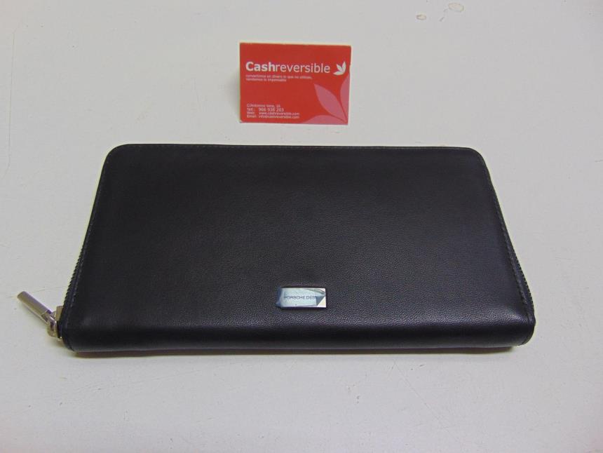 CARTERA DE PIEL A ESTRENAR