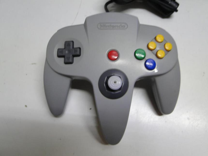 NINTENDO 64 CON MANDO