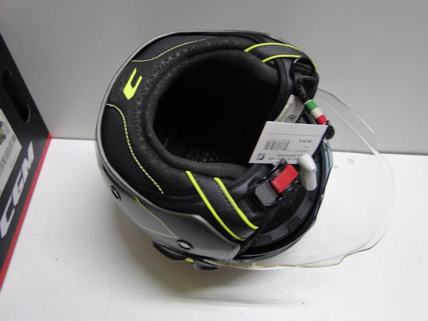 CASCO DE MOTO CON CAJA SEMINUEVO