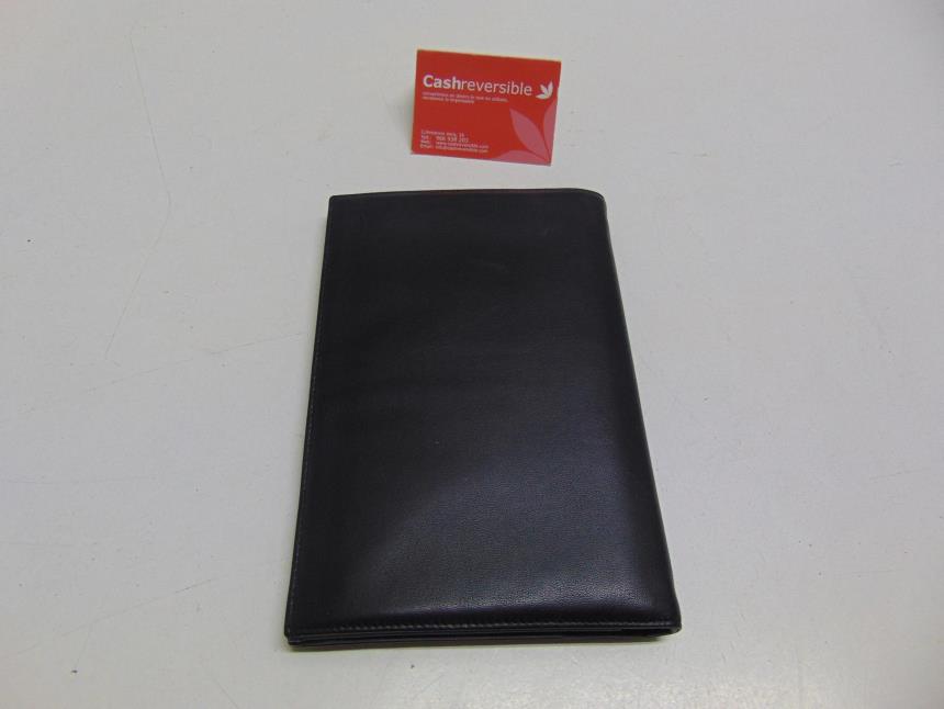 CARTERA DE PIEL A ESTRENAR