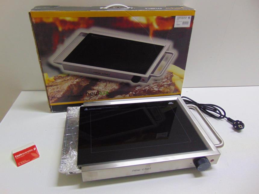 articulos_imagen1_153532.jpg PLANCHA DE ASAR DE CRISTAL NUEVA CON CAJA