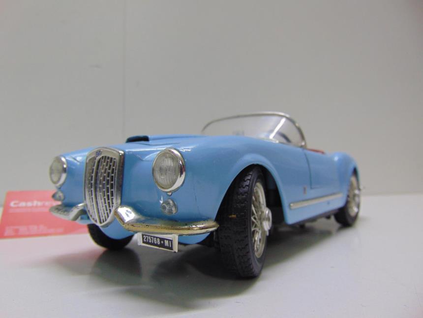 articulos_imagen1_160092.jpg REPLICA DE COCHE A ESCALA 1/18