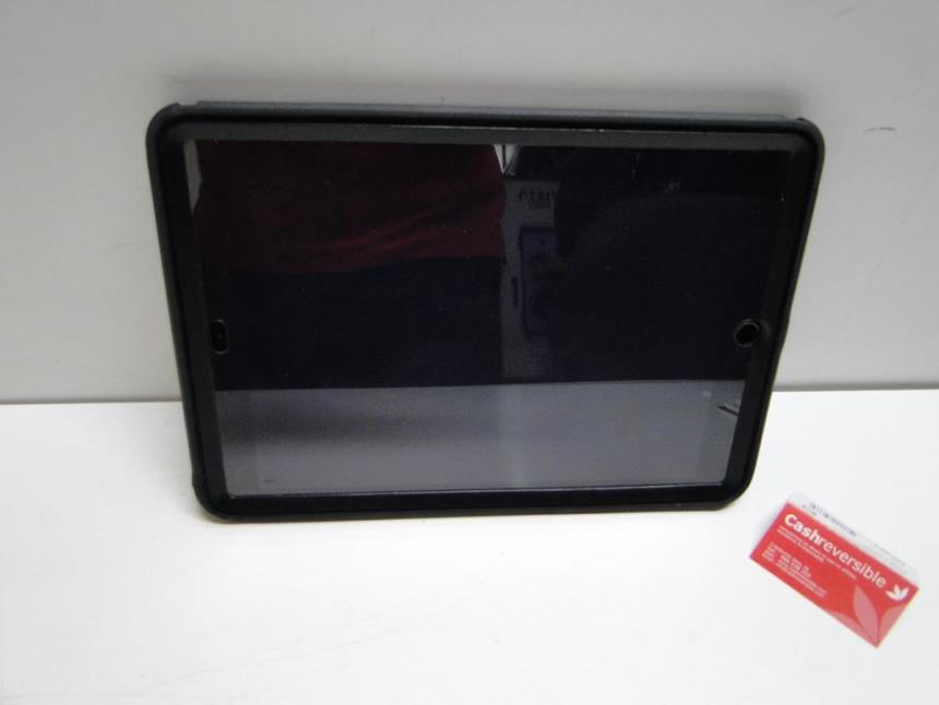 articulos_imagen1_174686.jpg IPAD 7 GENERACION CON FUNDA