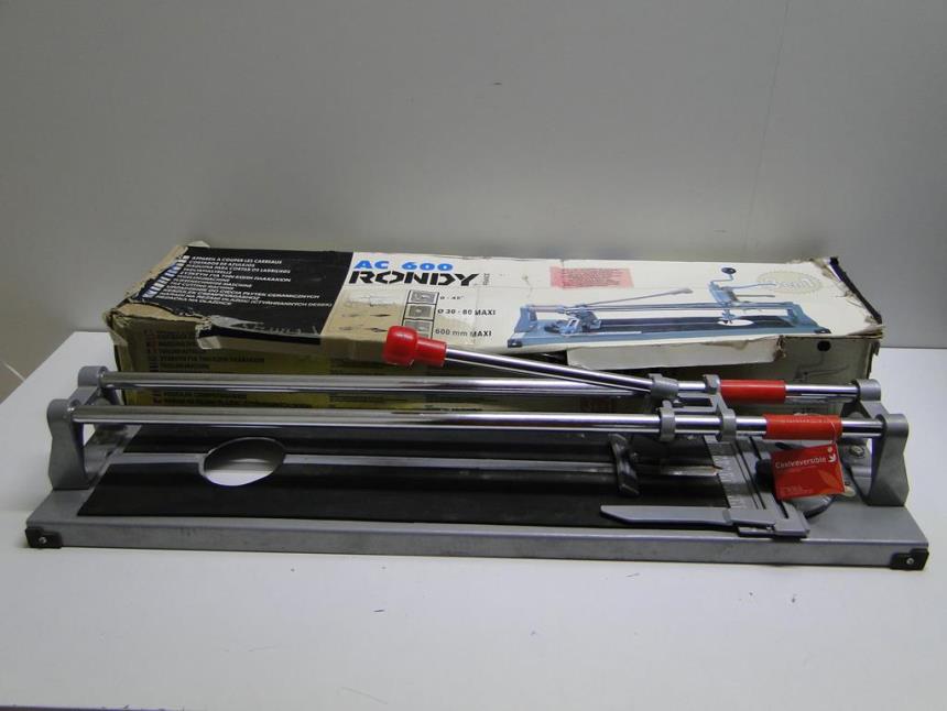 articulos_imagen1_176792.jpg CORTAZULEJOS CON CAJA