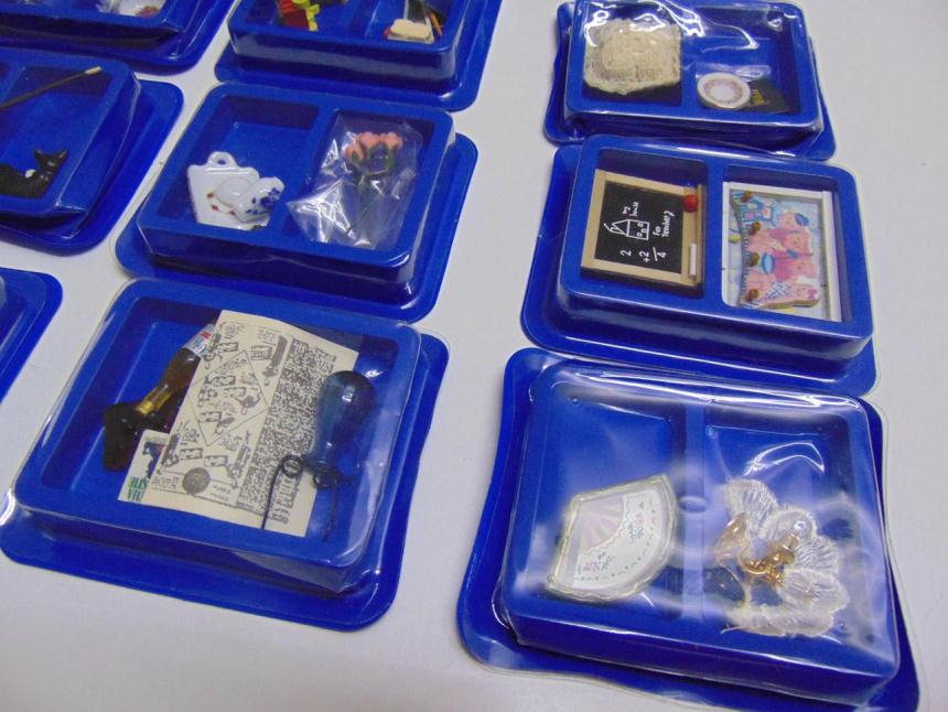 ACCESORIO DE CASA DE MUÑECAS