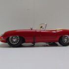 REPLICA DE COCHE A ESCALA 1/18