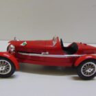 COCHE VINTAGE 1/18