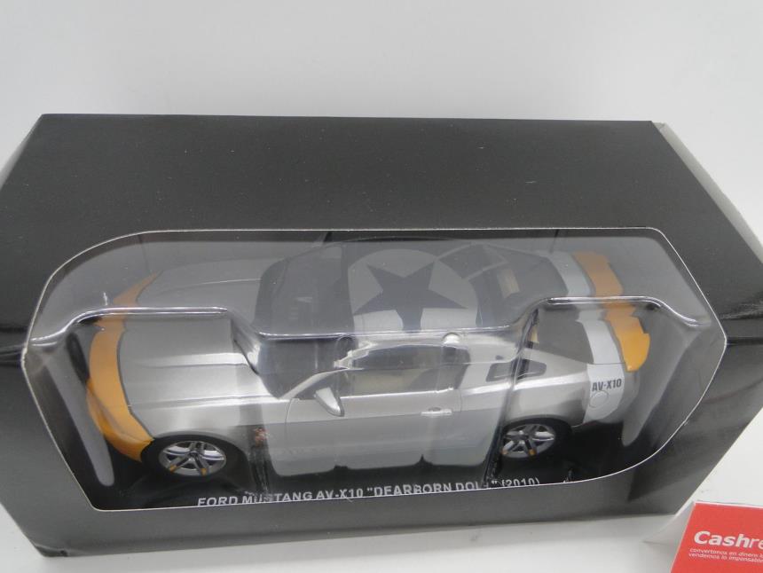 REPLICA DE COCHE A ESCALA 1/24 A ESTRENAR