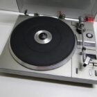 TOCADISCOS VINTAGE *