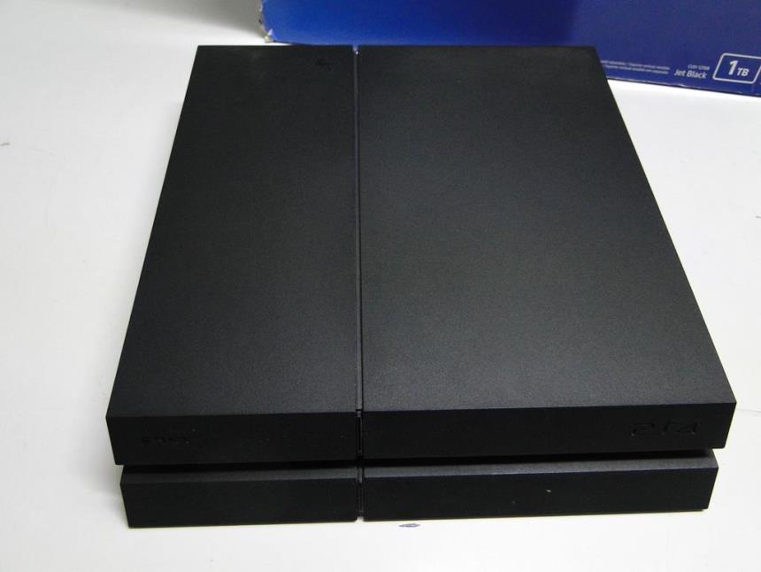 PS4 CON CAJA Y MANDO PERFECTO ESTADO