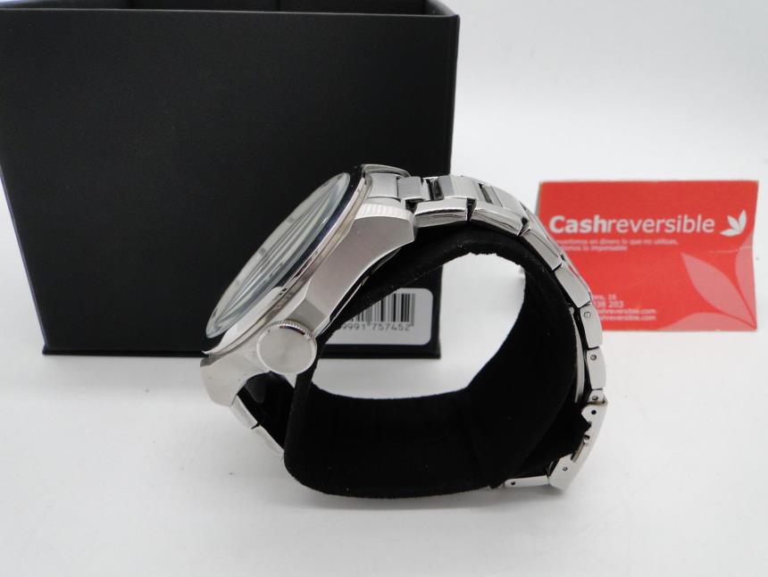 RELOJ DE CABALLERO CON CAJA SEMINUEVO