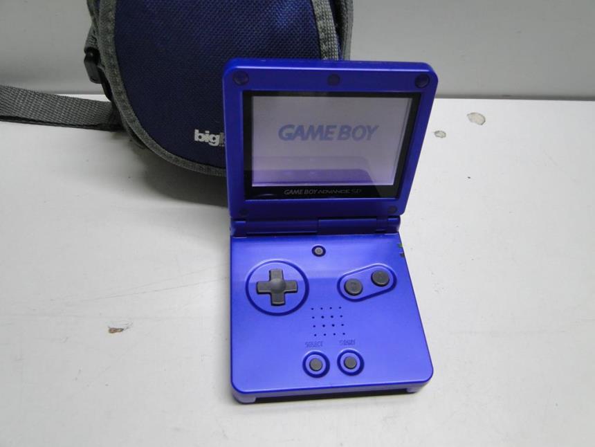 GAMEBOY ADVANCE SP CON FUNDA