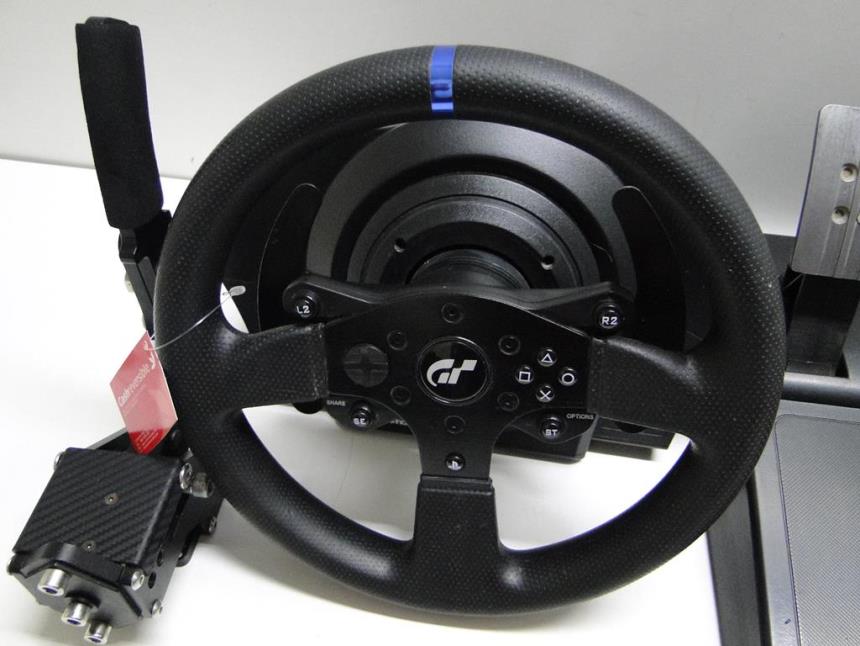 VOLANTE CON PEDALES PS4/PS3