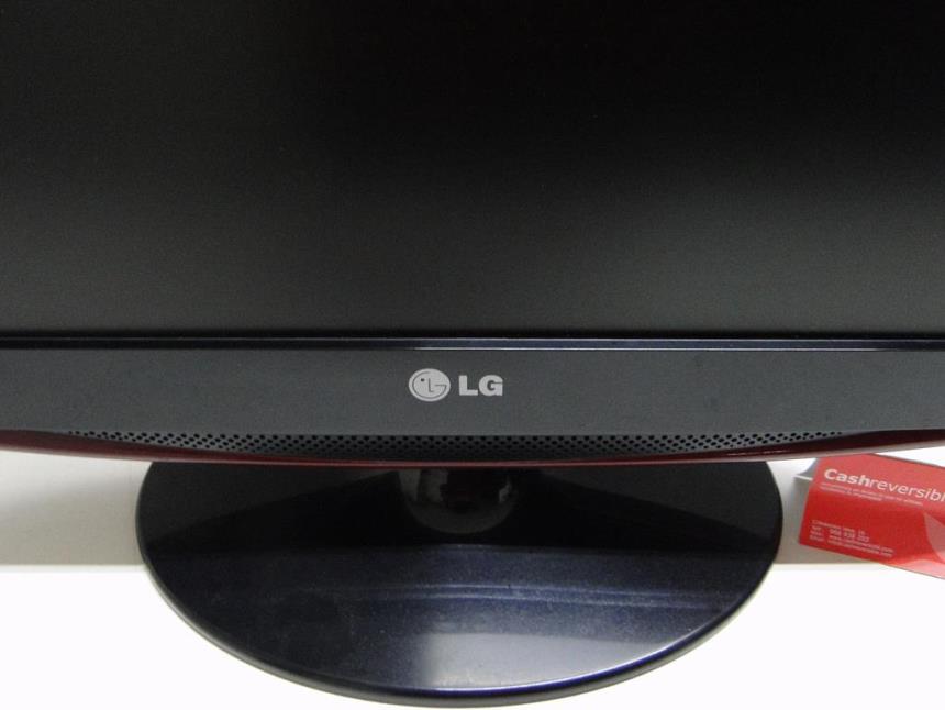 TV LCD 19 CON MANDO**