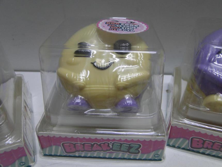 FIGURA BREAKEEZ NUEVA