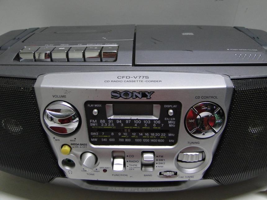 RADIOCASSETTE CON CD