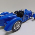 COCHE A ESCALA VINTAGE 1/18