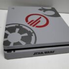 PS4 EDICION ESPECIAL CON MANDO Y JUEGO *