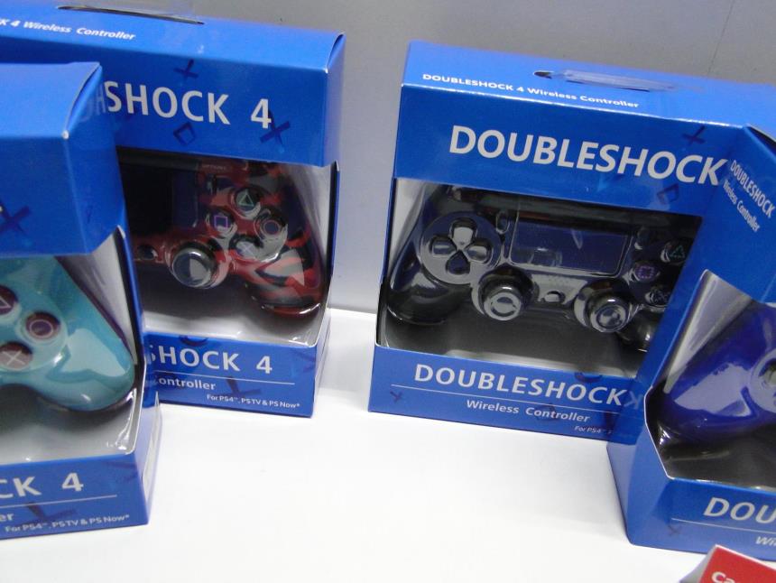 MANDO DE PS4 A ESTRENAR