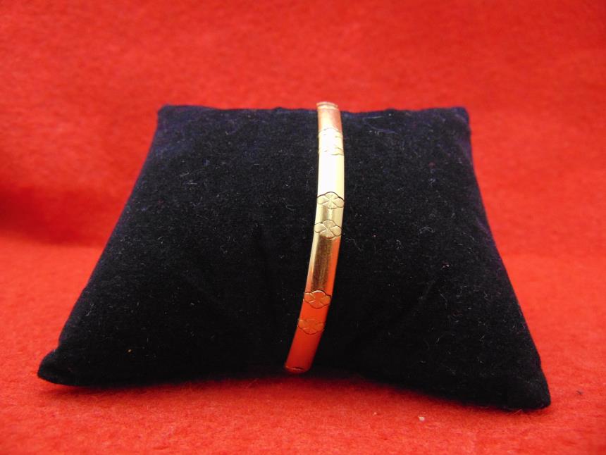 articulos_imagen1_119943.jpg PULSERA PLANA DE ORO DE 18K