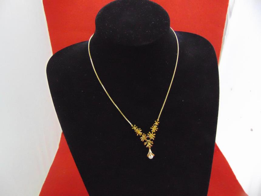 articulos_imagen1_140017.jpg CADENA DE ORO DE18 K CON PIEDRAS