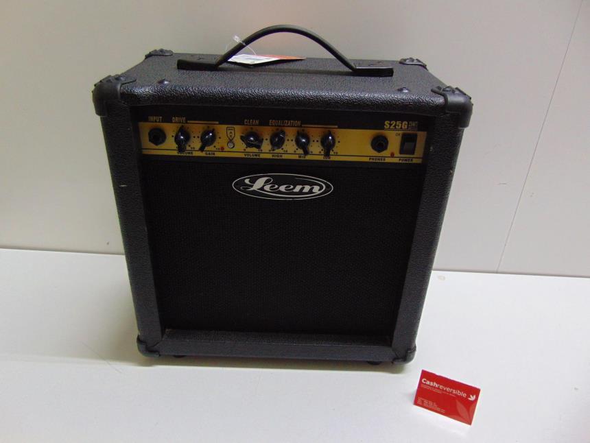 articulos_imagen1_147926.jpg AMPLIFICADOR DE GUITARRA