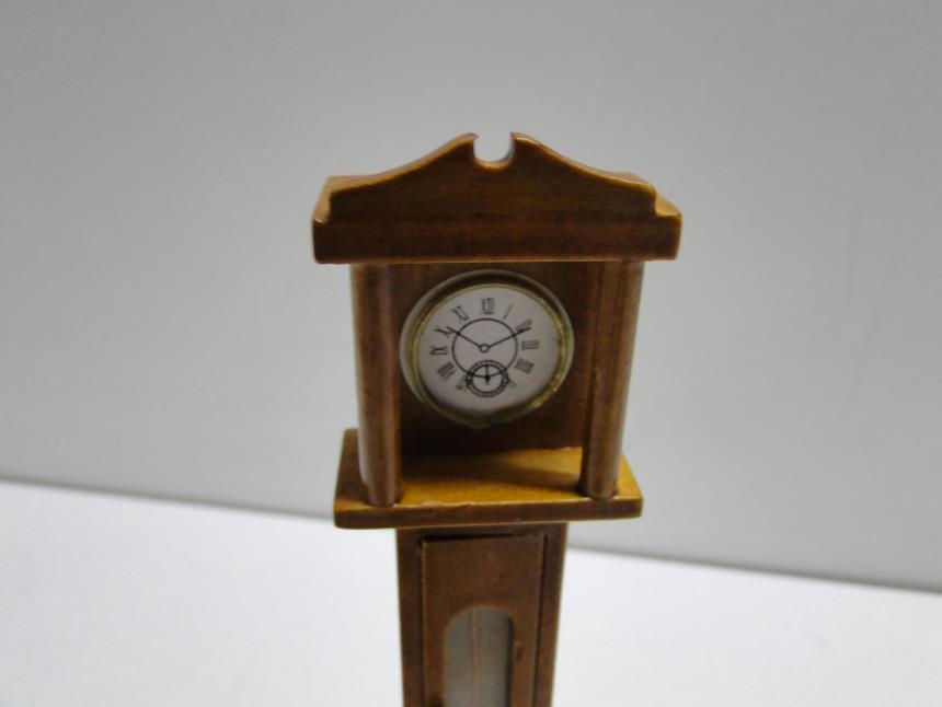 ACCESORIO PARA CASA DE MUÑECAS