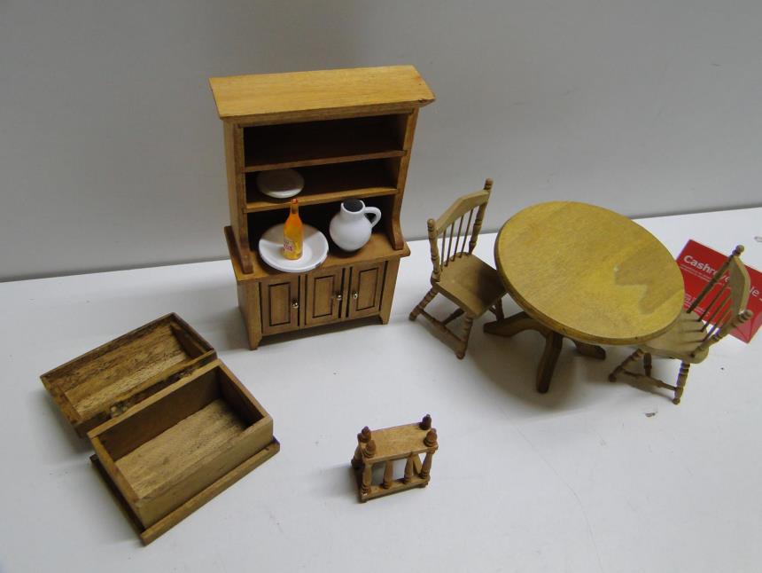 ACCESORIO PARA CASA DE MUÑECAS