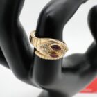 ANILLO DE ORO DE 18K CON PIEDRAS