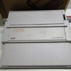 MAQUINA DE ESCRIBIR ELECTRICA CON CAJA