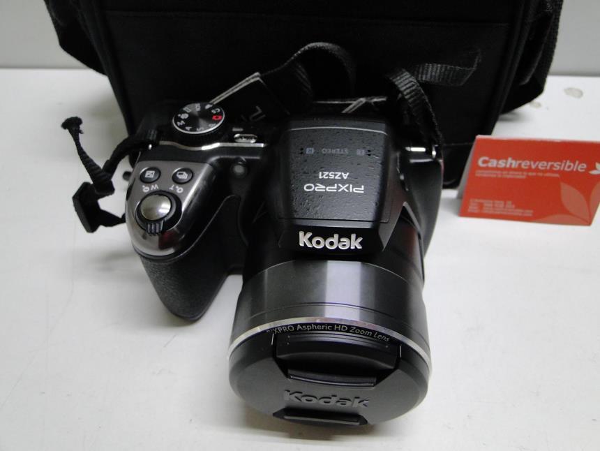 CAMARA DE FOTOS BRIDGE DIGITAL CON FUNDA