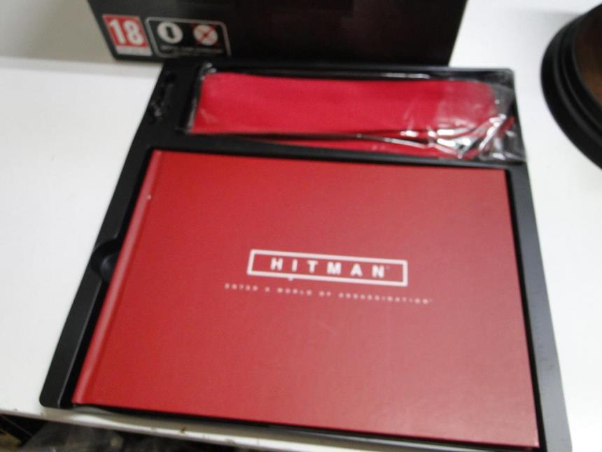 FIGURA DE COLECCION CON CAJA