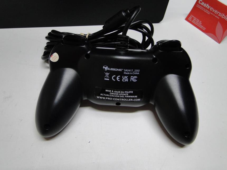 PS4 SLIM CON MANDO DE CABLE