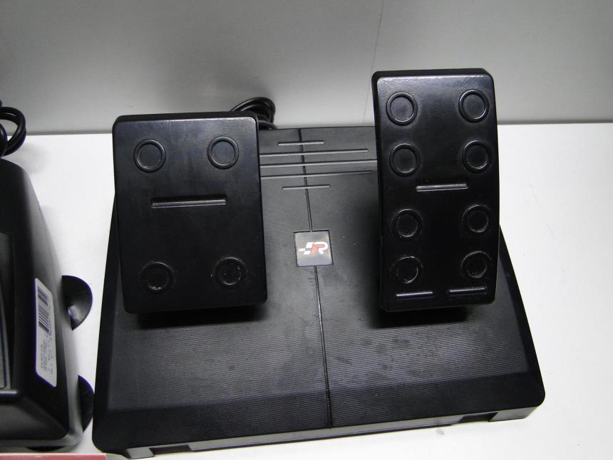 VOLANTE CON PEDALES PS4/PS3